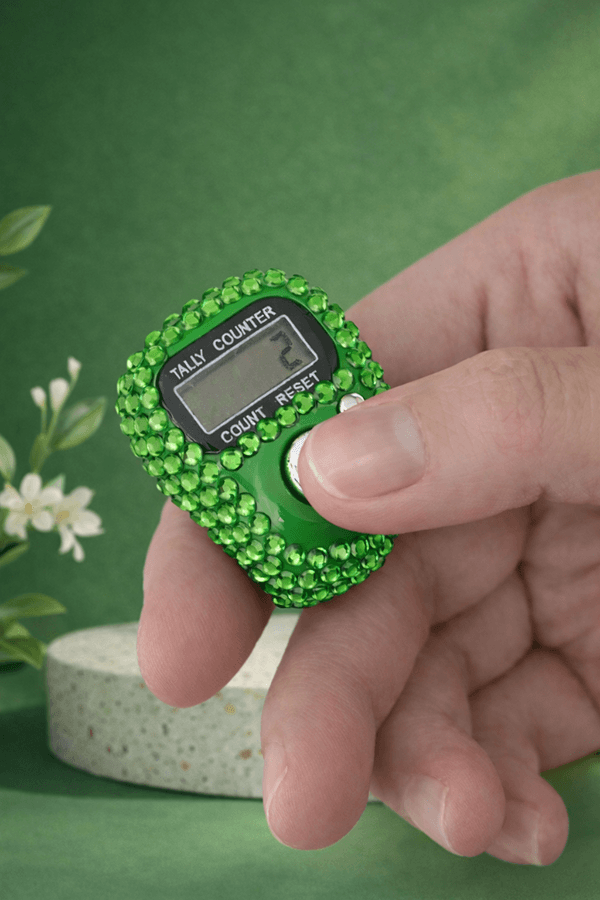 nzc-dia-lightgreen-3 nzc-dia-lightgreen-3